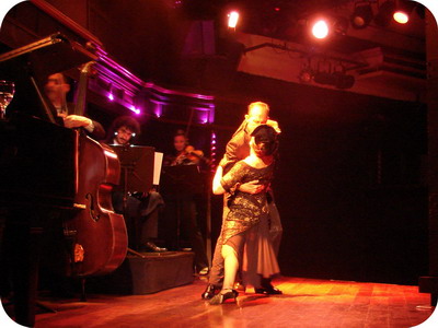 Tickets for Tango Show in Buenos Aires El Querandi experienced dancers beside the live orchestra