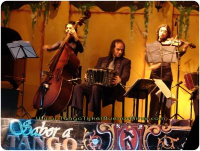 Orchestra of the best Tango shows in Buenos Aires